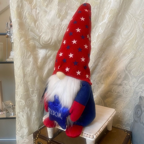🎊 Rae Dunn "FREEDOM" Gnome - Picture 2 of 4